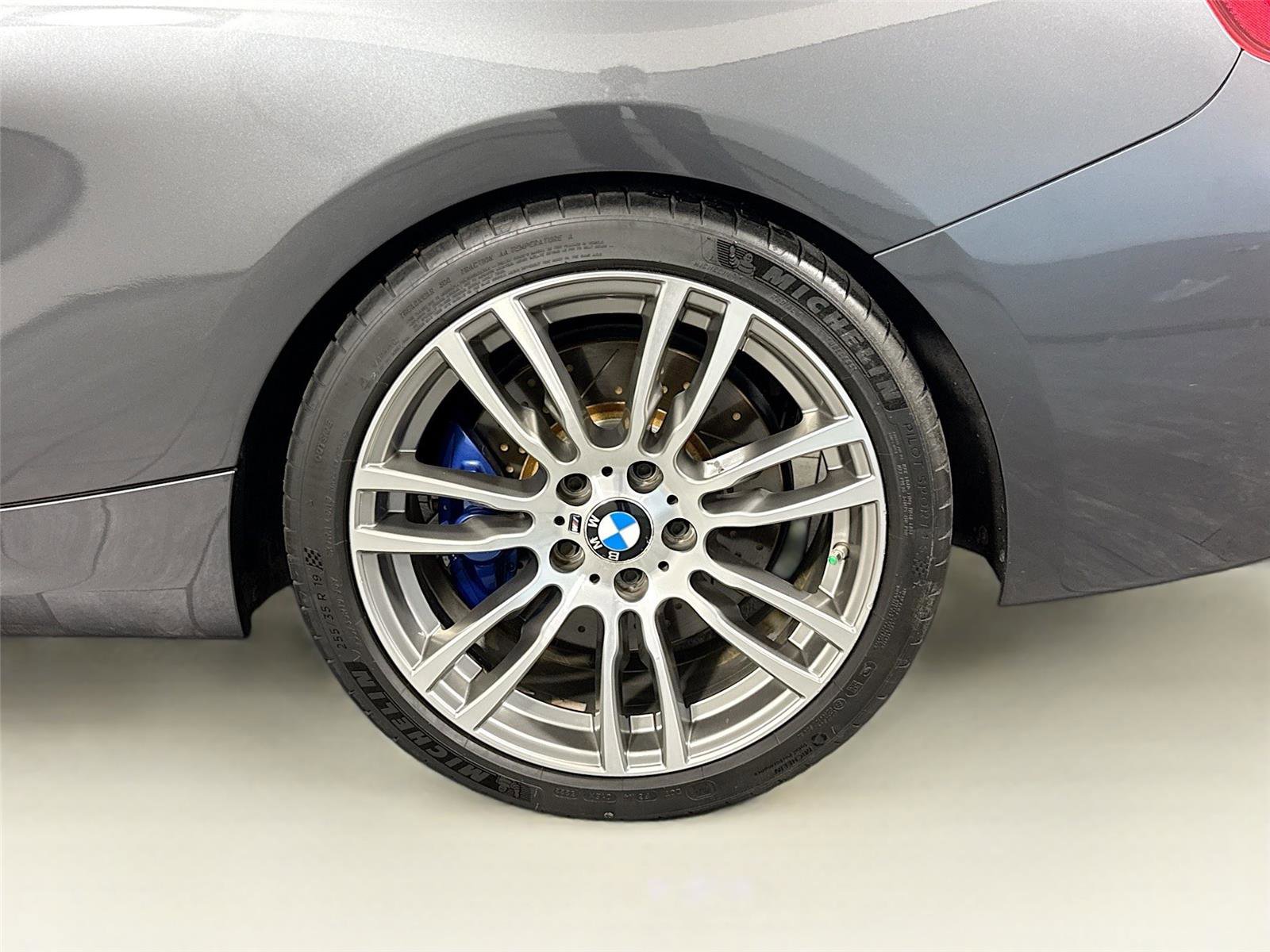 Used 2018 BMW M240i Convertible RWD image 27