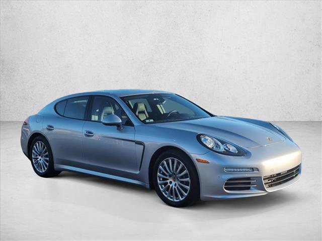 Used 2016 Porsche Panamera 4 Edition image 3