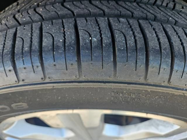 Used 2017 GMC Terrain SLE FWD image 28