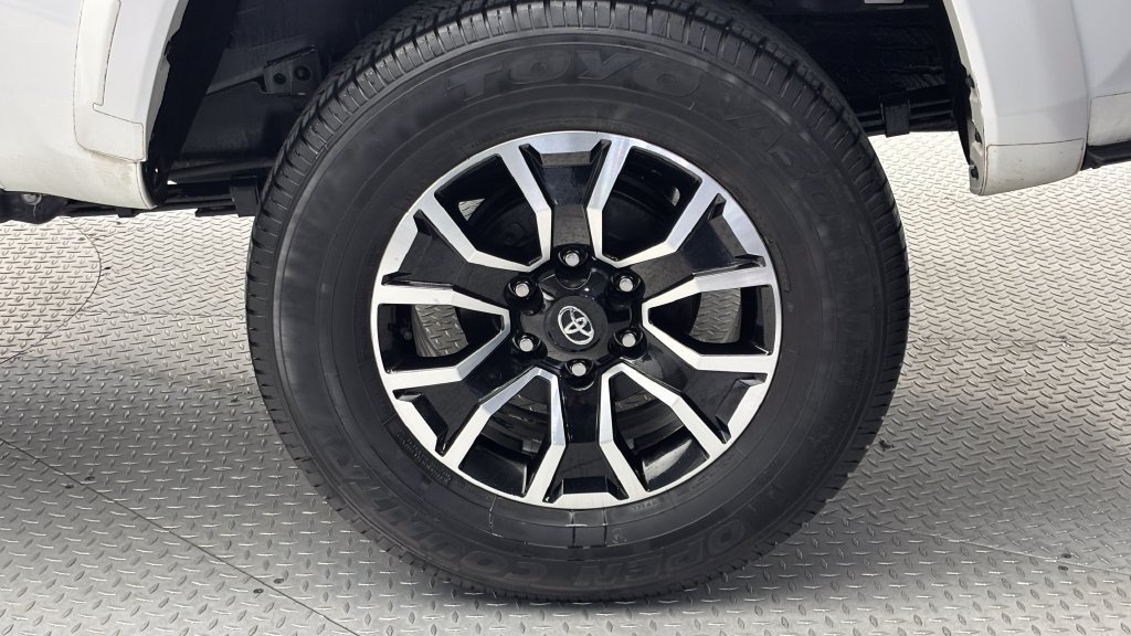 Certified 2022 Toyota Tacoma TRD Sport RWD image 7