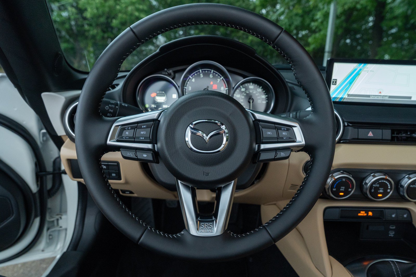 Used 2026 MAZDA MX-5 Miata Grand Touring RWD image 17