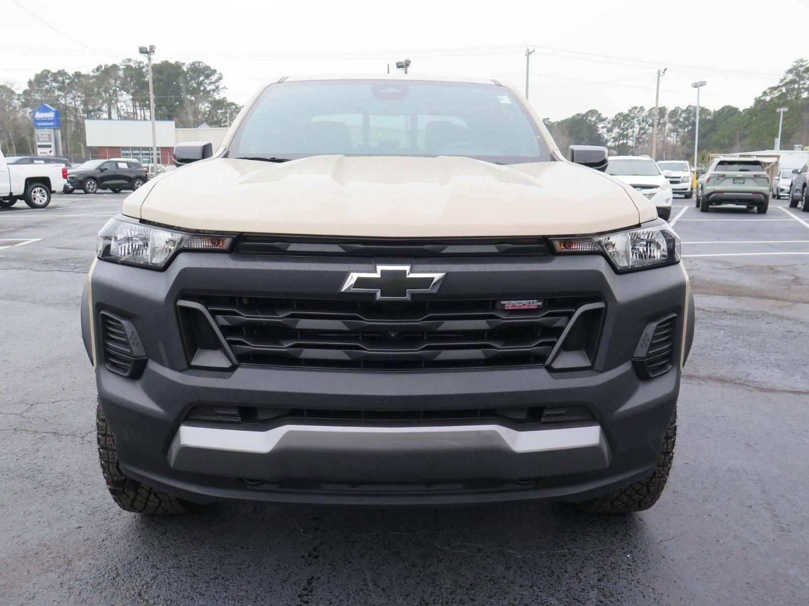 Used 2024 Chevrolet Colorado Trail Boss w/ Technology Package image 9
