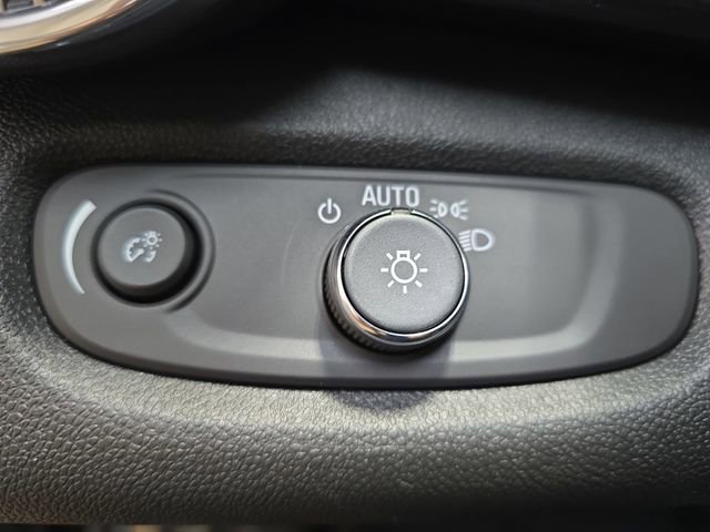 New 2026 Chevrolet Trax ACTIV image 25