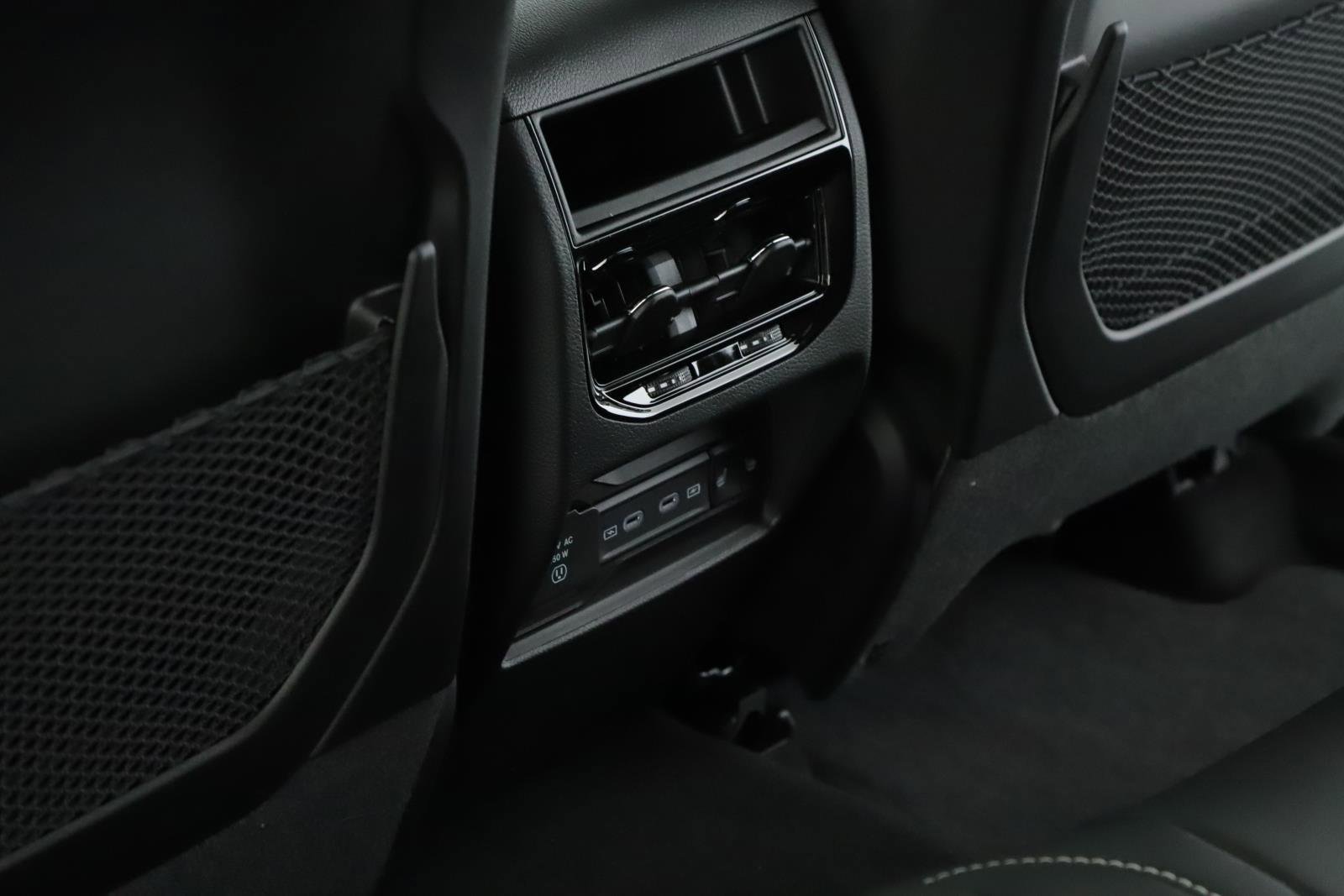 New 2026 Jeep Grand Cherokee Limited w/ Limited Altitude Package image 6