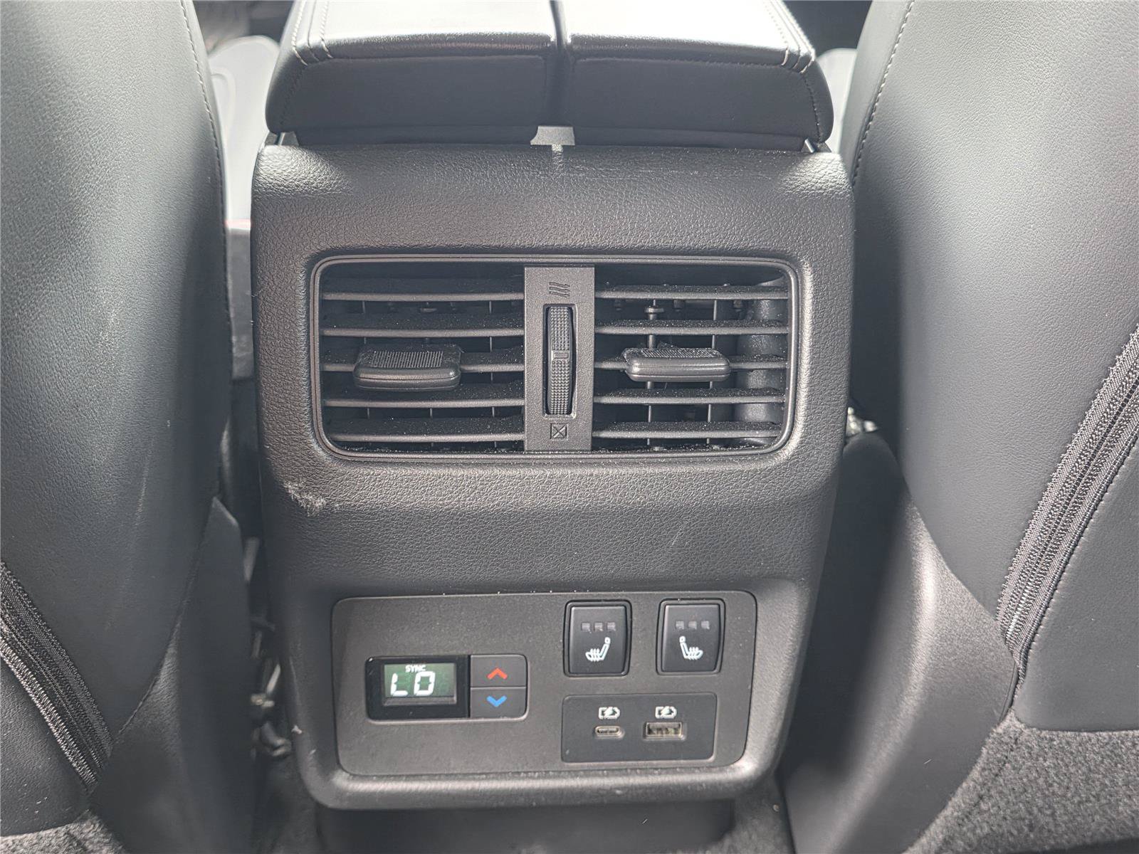 Used 2023 Nissan Rogue Platinum w/ Platinum Premium Package AWD/4WD image 30
