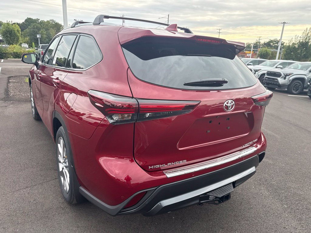 New 2026 Toyota Highlander Limited AWD/4WD image 21