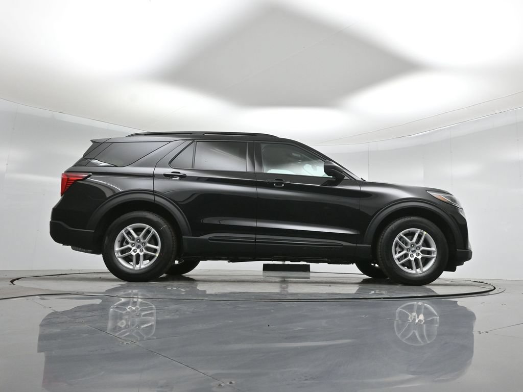 New 2026 Ford Explorer Active RWD image 47