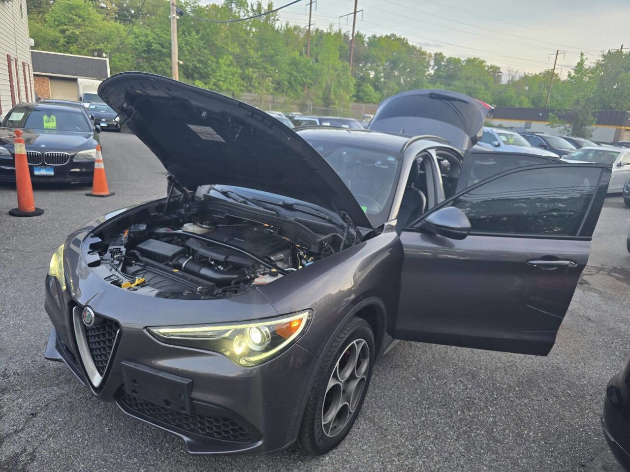 Used 2018 Alfa Romeo Stelvio Sport w/ Quick Order Package 22J Sport image 12