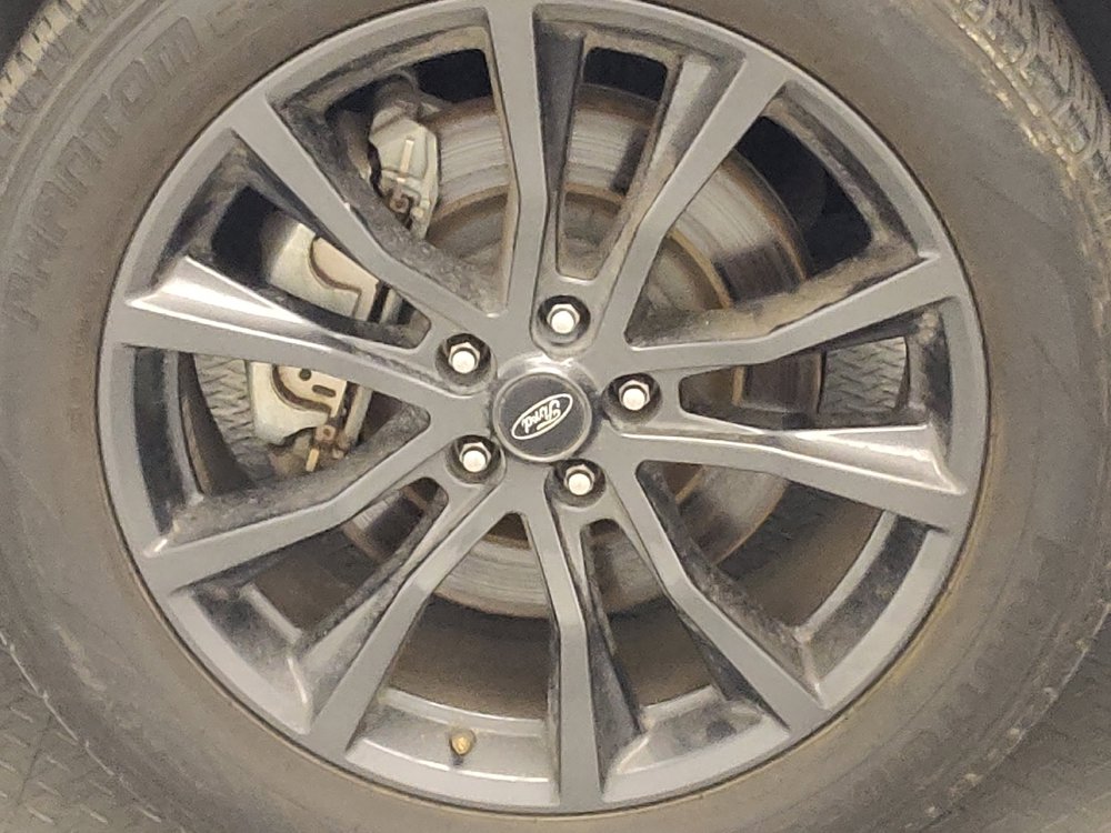 Used 2019 Ford Explorer XLT w/ Equipment Group 202A image 31