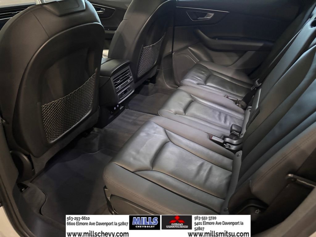 Used 2021 Audi Q7 3.0T Premium w/ Convenience Package image 12