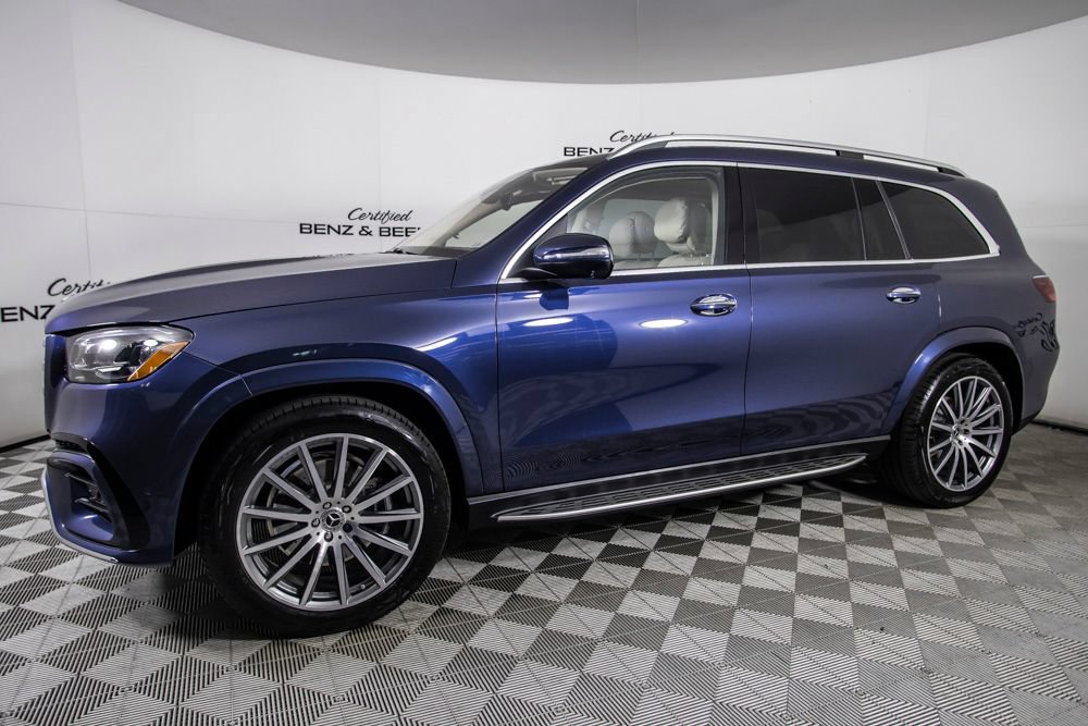 Used 2026 Mercedes-Benz GLS 580 4MATIC image 9