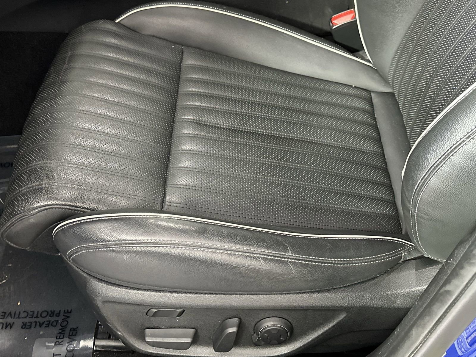 Used 2020 Genesis G70 3.3T image 12