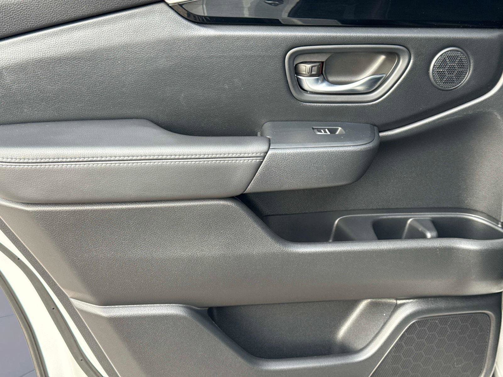 Certified 2024 Honda Pilot Touring image 14