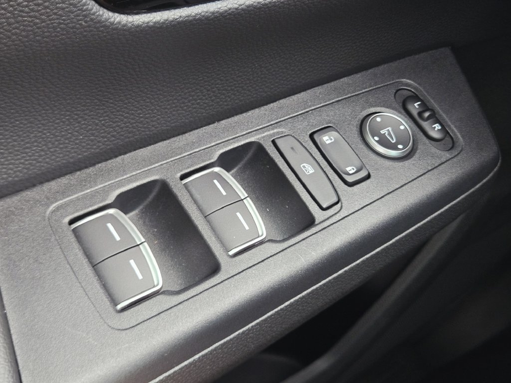 Certified 2025 Honda CR-V EX-L image 30
