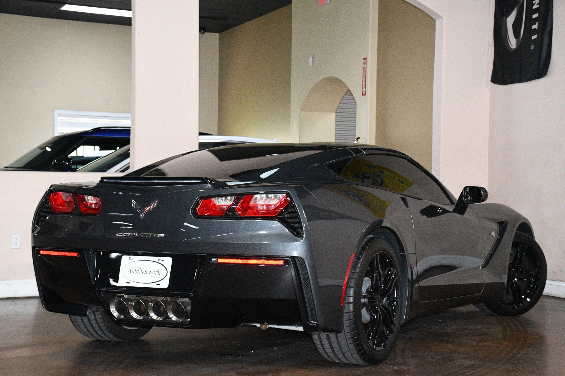 Used 2017 Chevrolet Corvette Stingray Coupe w/ 1LT RWD image 5