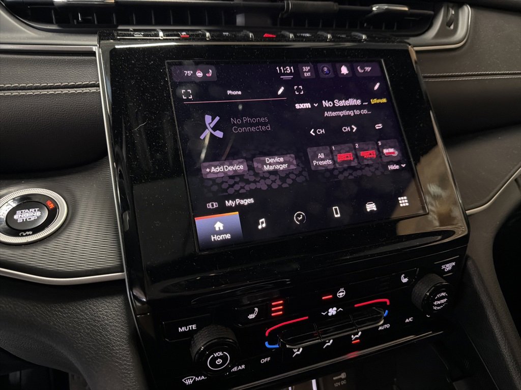 Used 2025 Jeep Grand Cherokee L Altitude image 4