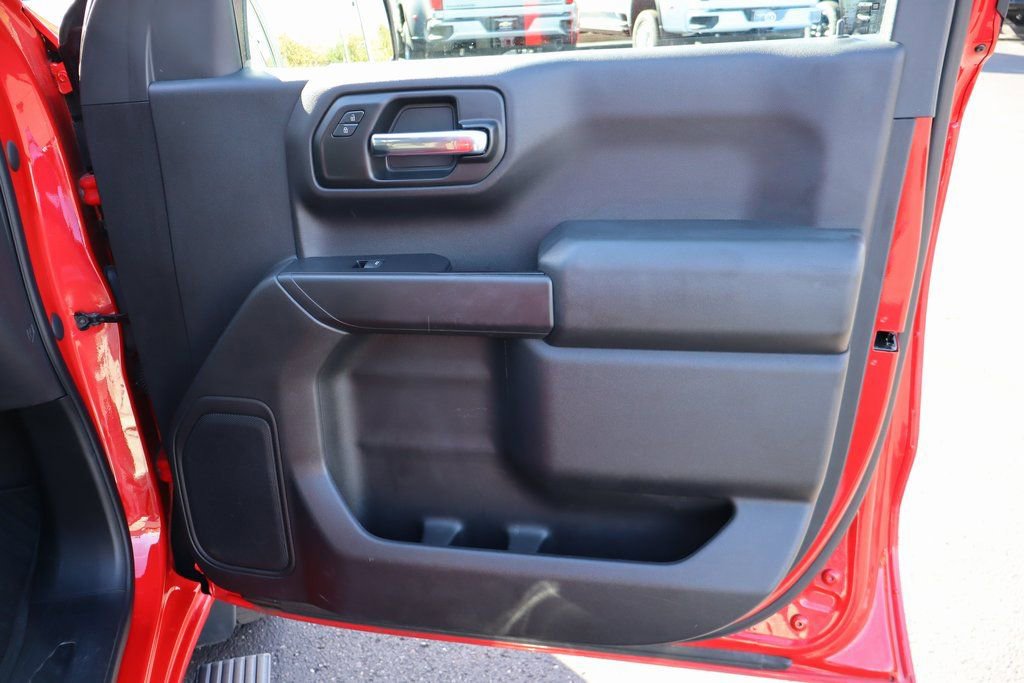 Used 2020 Chevrolet Silverado 1500 Custom w/ Custom Value Package image 19