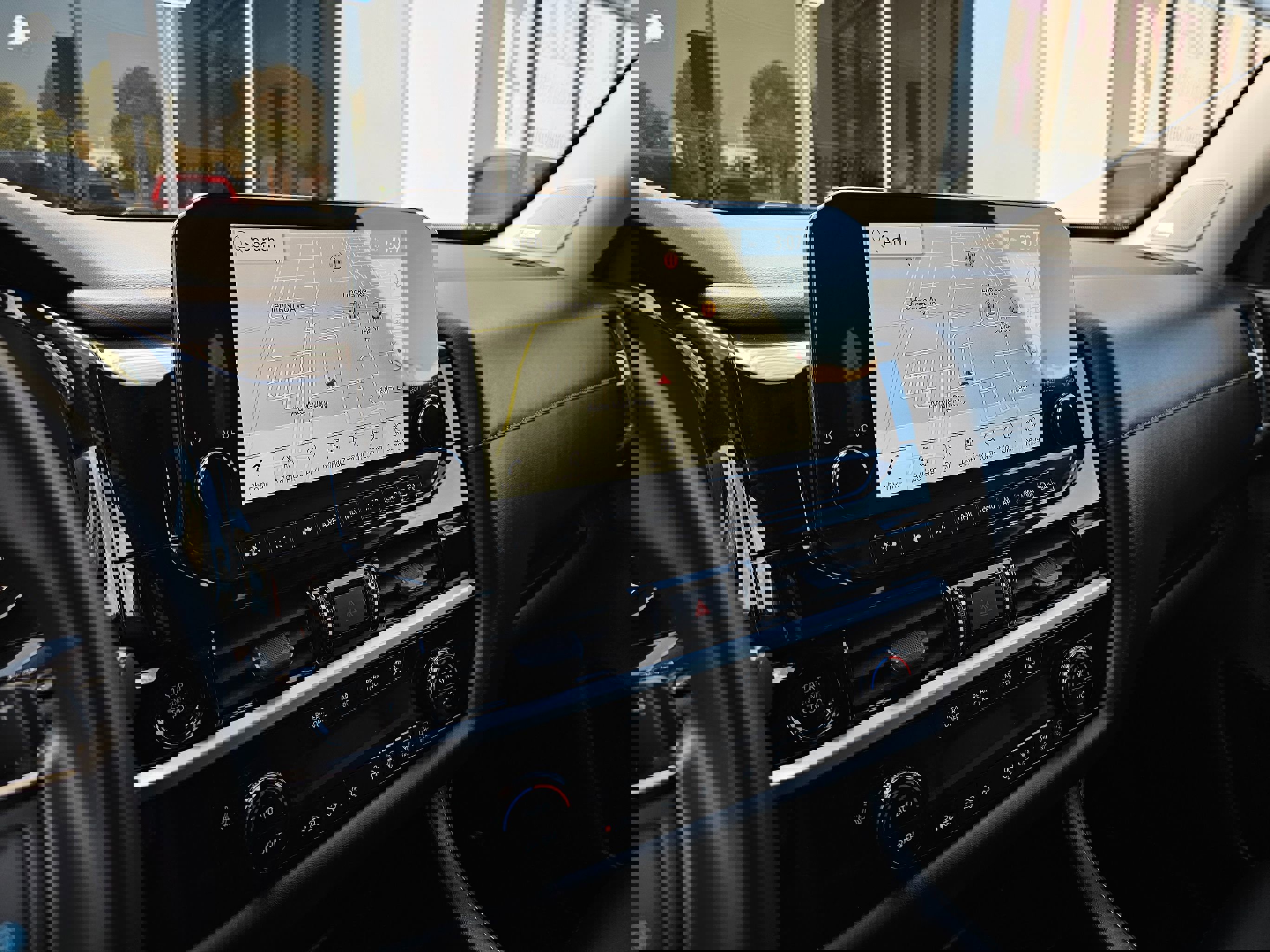 Used 2025 Nissan Pathfinder SL w/ SL Premium Package image 40