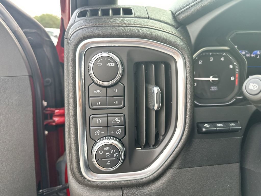 Used 2022 GMC Sierra 1500 AT4 w/ AT4 Premium Package AWD/4WD image 21