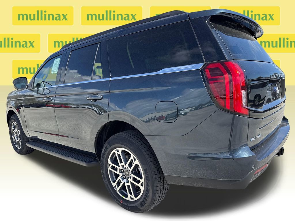 New 2026 Ford Expedition Active image 4