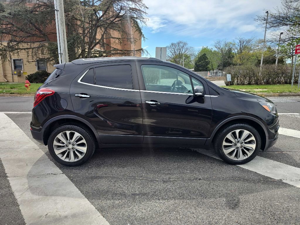 Used 2018 Buick Encore Preferred image 4