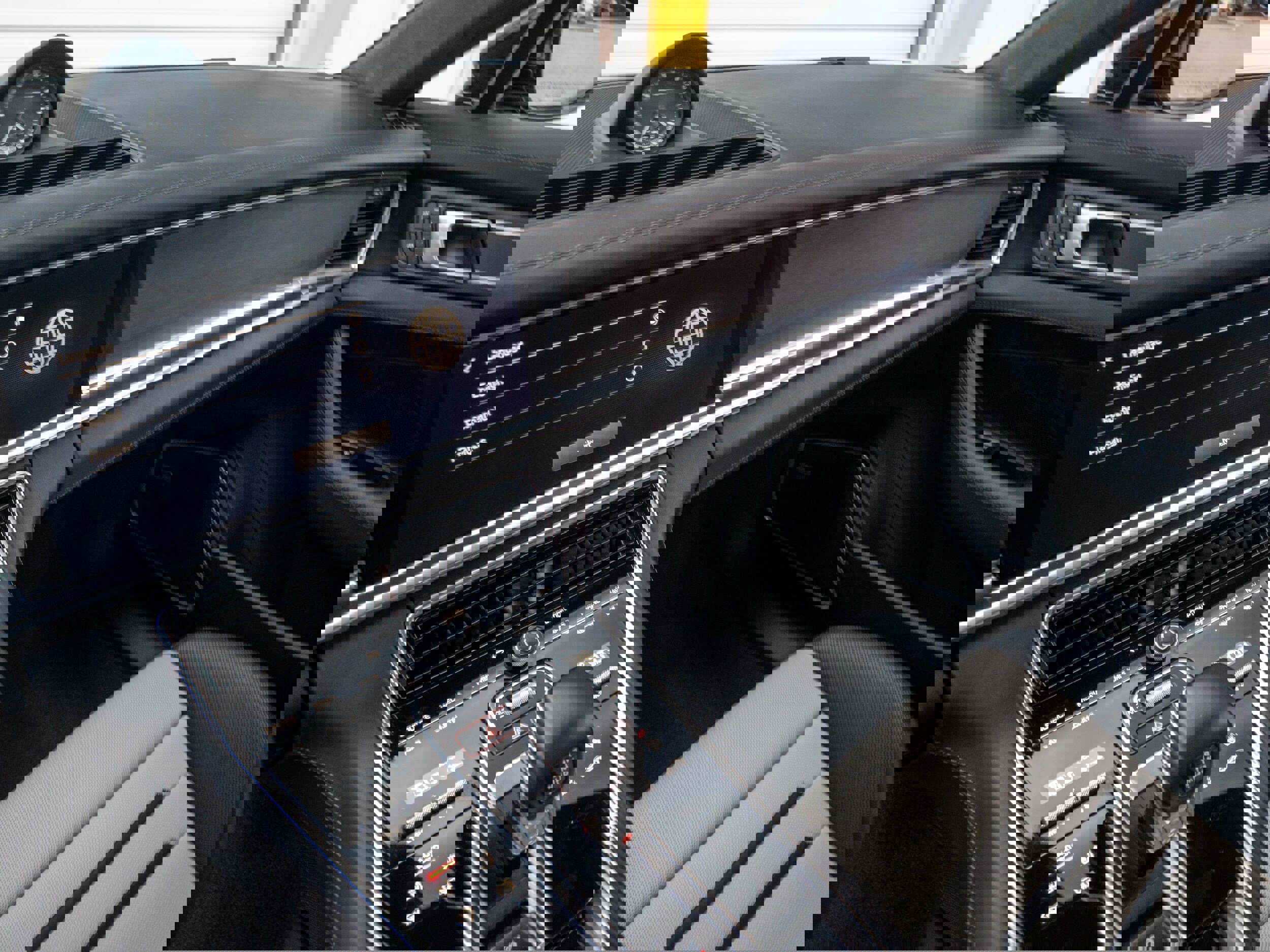 Used 2022 Porsche Panamera GTS w/ Premium Package image 21