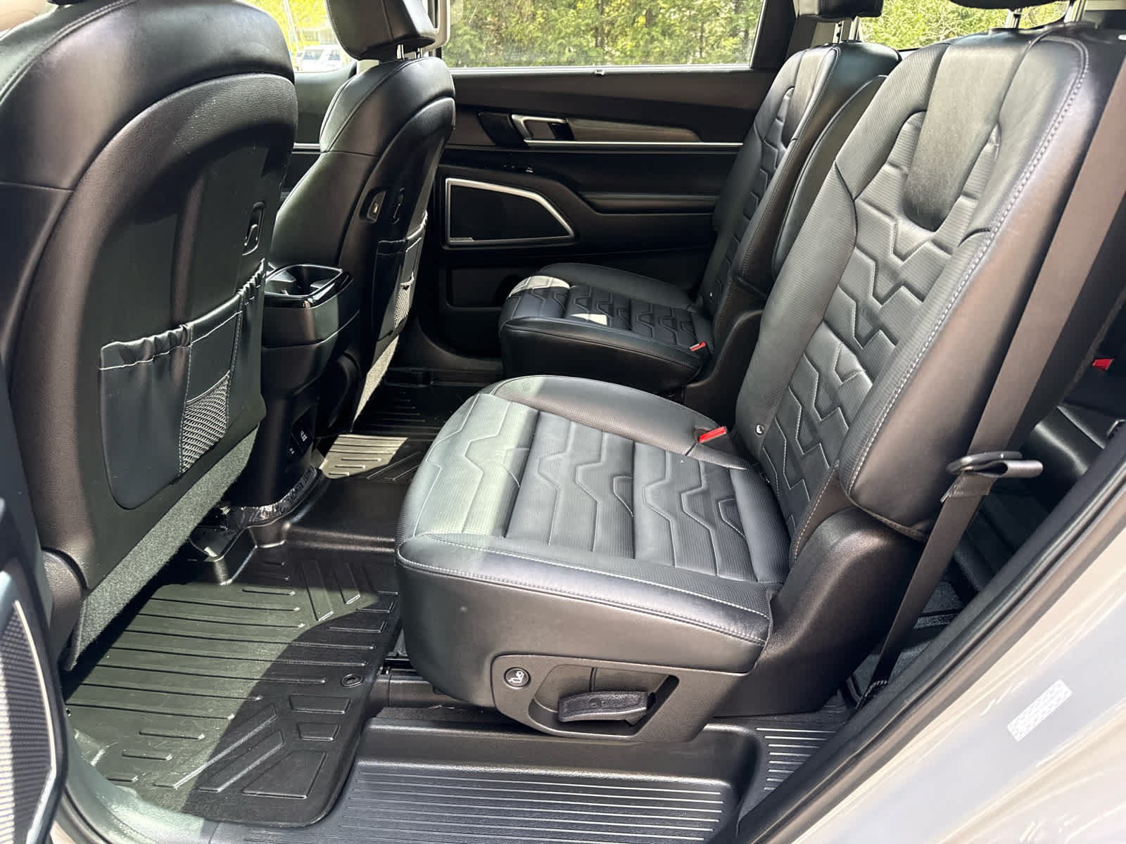 Used 2022 Kia Telluride SX w/ SX Prestige Package AWD/4WD image 13