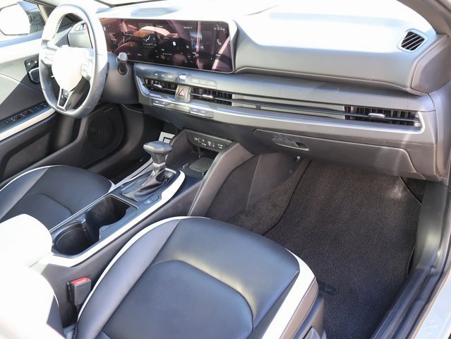 Used 2025 Kia K4 GT-Line w/ GT-Line Premium Package image 10
