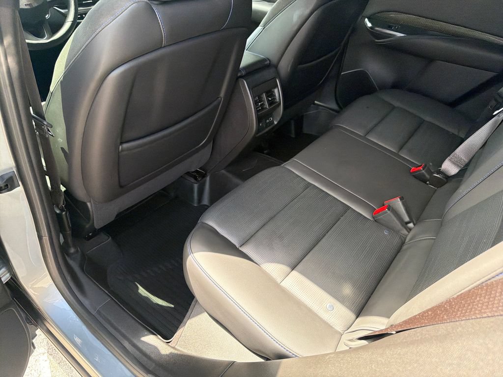 Certified 2024 Cadillac XT4 Sport AWD/4WD image 37
