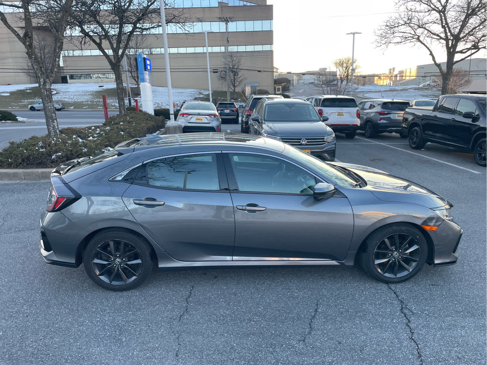 Used 2021 Honda Civic EX image 5