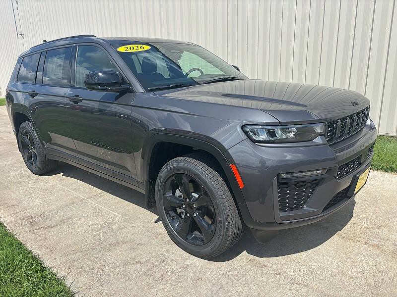 New 2026 Jeep Grand Cherokee L Limited w/ Limited Altitude Package AWD/4WD image 1