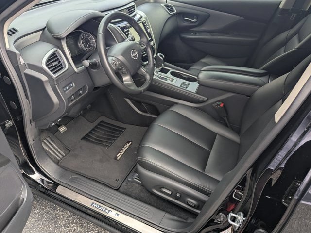 Used 2024 Nissan Murano SV w/ SV Midnight Edition Package FWD image 9