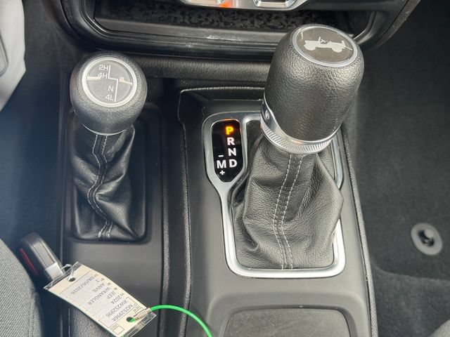 Certified 2024 Jeep Wrangler Unlimited Sport AWD/4WD image 38