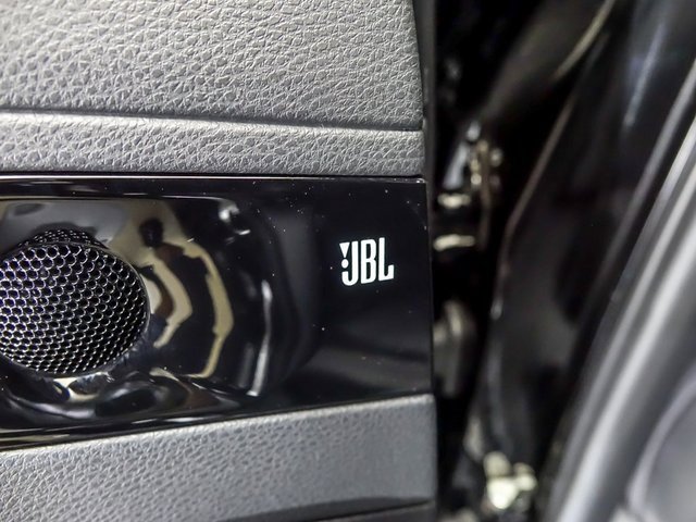 Certified 2022 Toyota Avalon Touring image 26