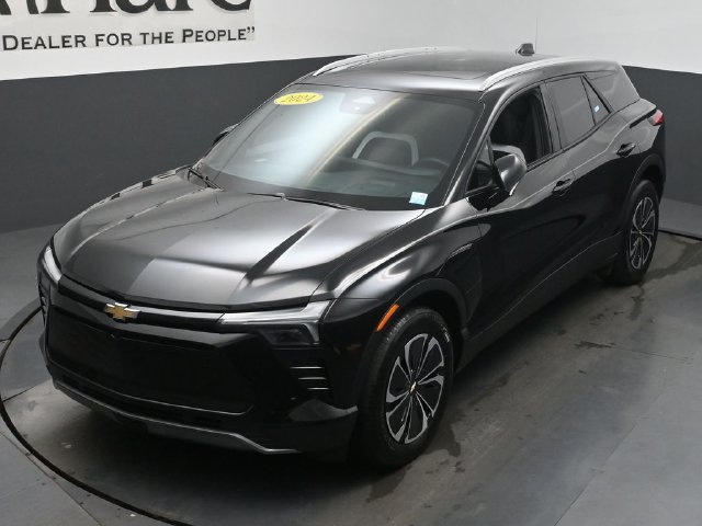 Used 2024 Chevrolet Blazer EV LT AWD/4WD image 49