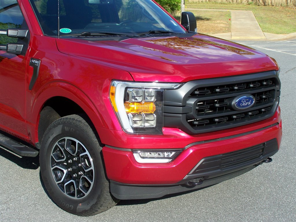 Used 2022 Ford F150 XLT w/ Equipment Group 302A High AWD/4WD image 32