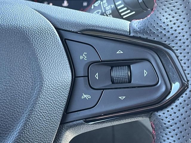 Used 2023 Chevrolet TrailBlazer RS w/ Sun and Liftgate Package FWD image 27
