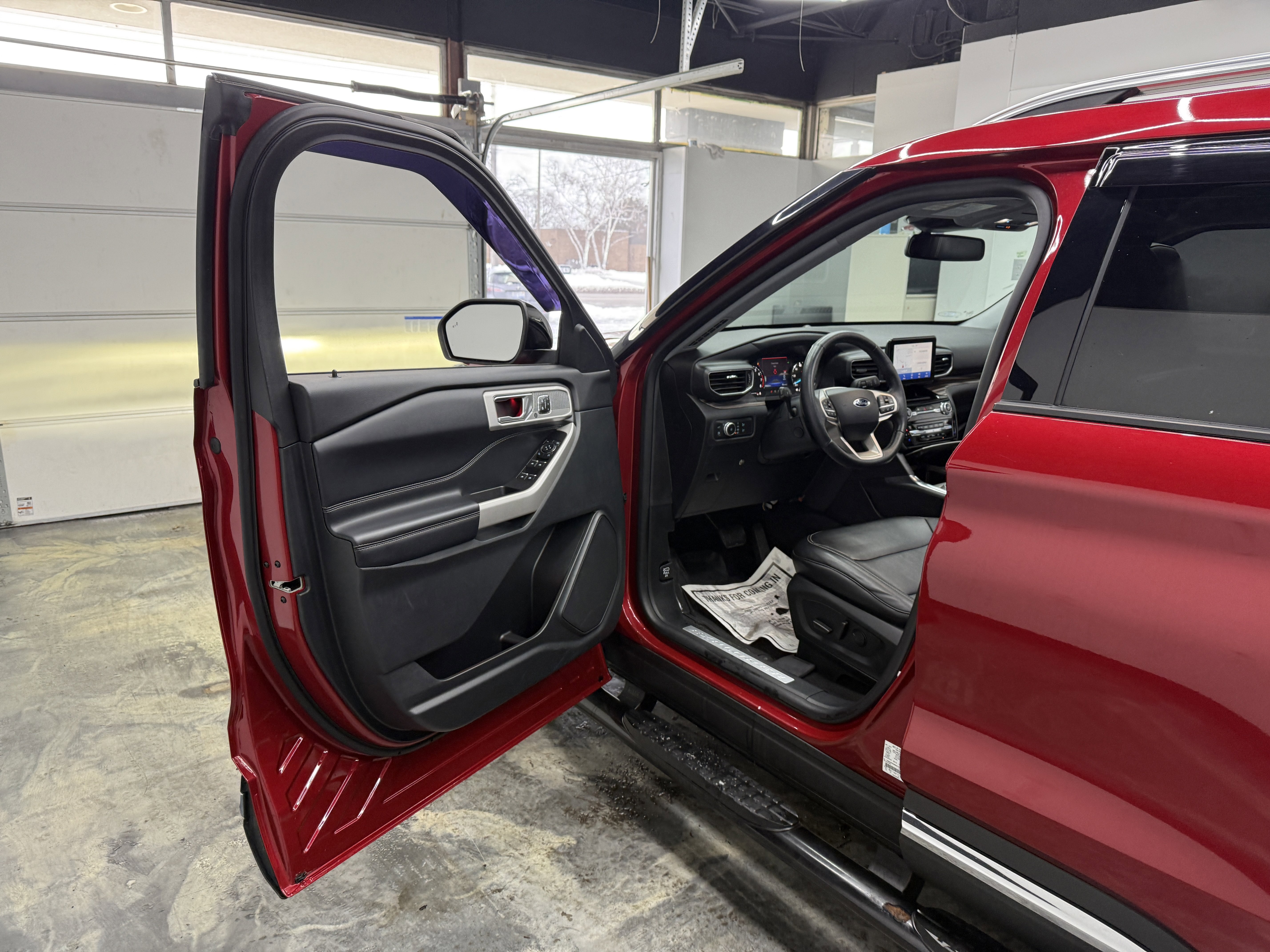 Used 2021 Ford Explorer Limited image 10