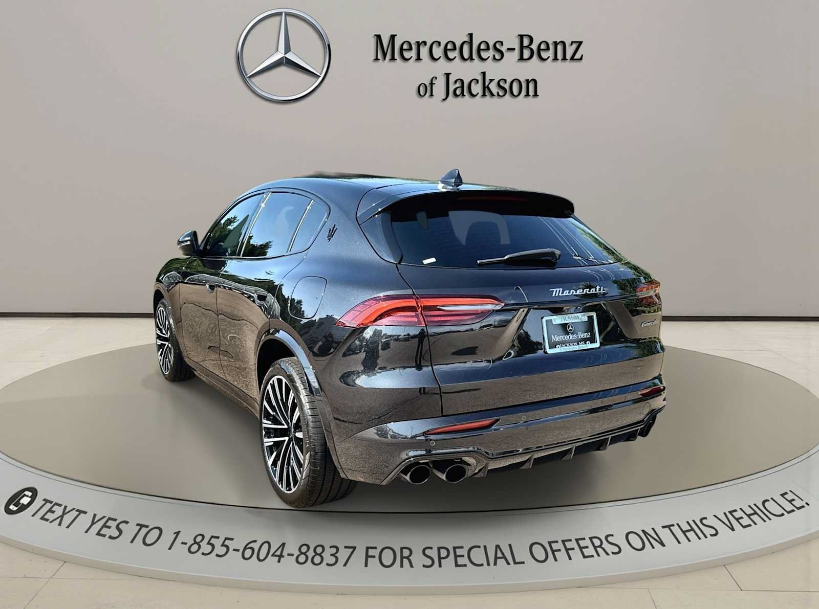Used 2025 Maserati Grecale Modena AWD/4WD image 6