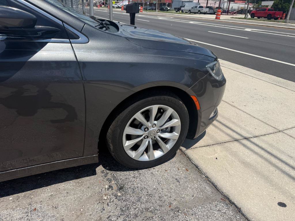 Used 2015 Chrysler 200 C FWD image 3