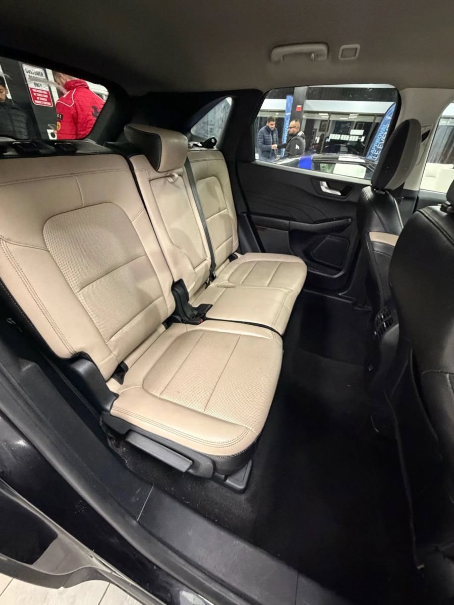 Used 2022 Ford Escape SEL FWD image 10