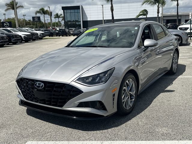 Certified 2023 Hyundai Sonata SEL w/ Convenience Package image 2