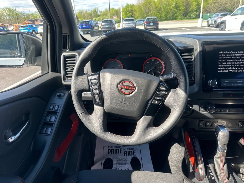 Used 2022 Nissan Frontier PRO-4X AWD/4WD image 18