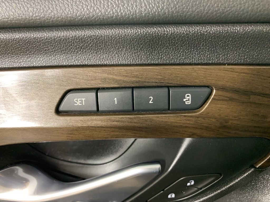 Used 2020 GMC Terrain Denali w/ GMC Pro Grade Package AWD/4WD image 17