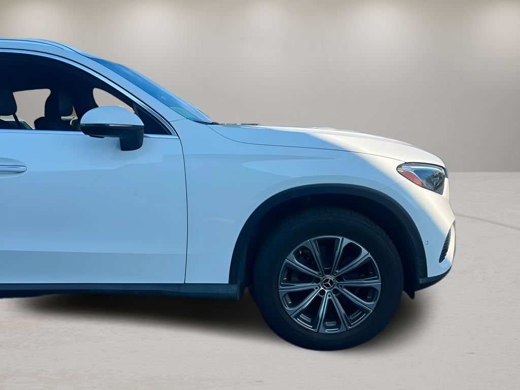 Used 2024 Mercedes-Benz GLC 300 4MATIC image 23