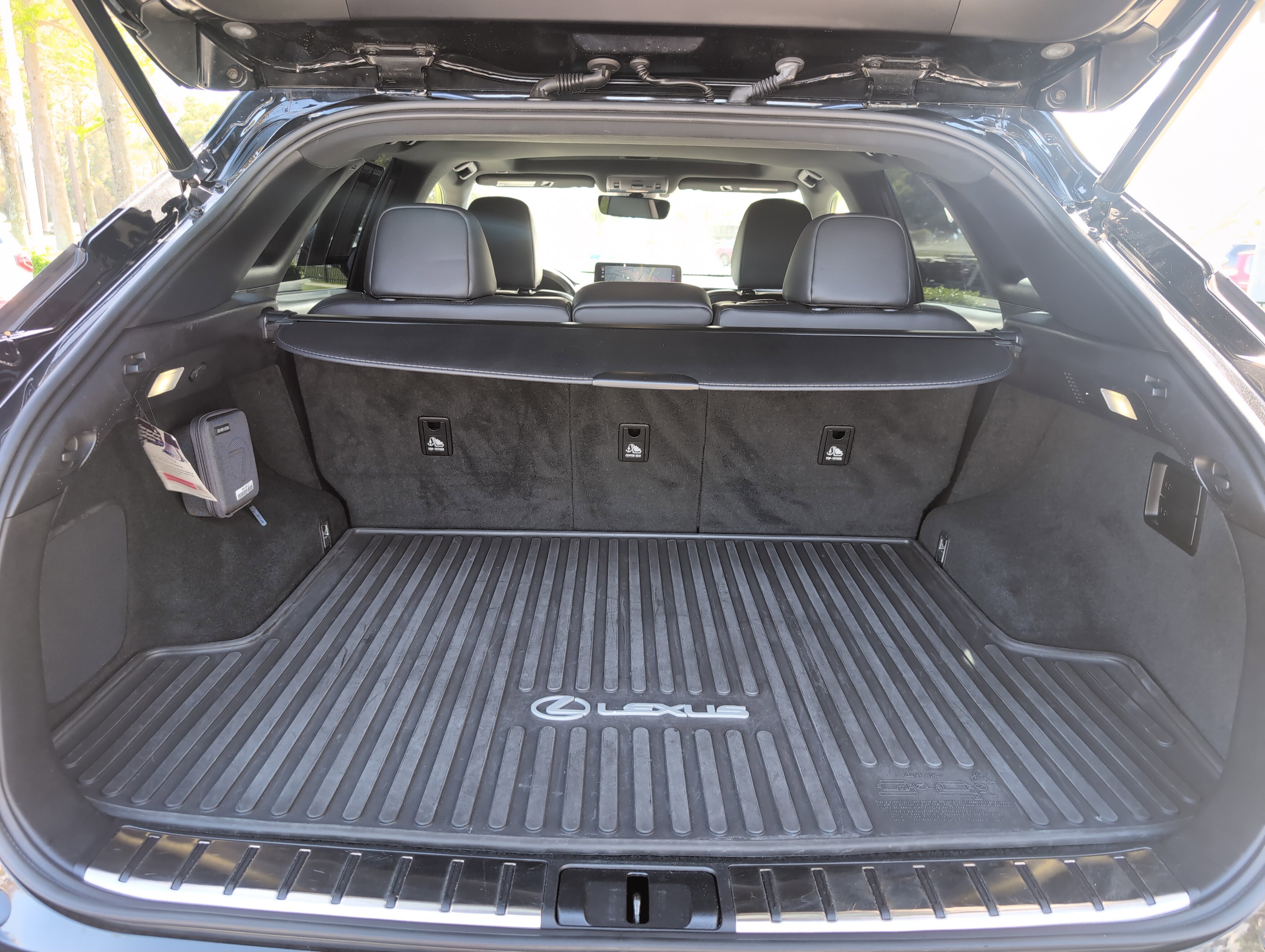 Used 2022 Lexus RX 350 F Sport w/ Accessory Package image 32