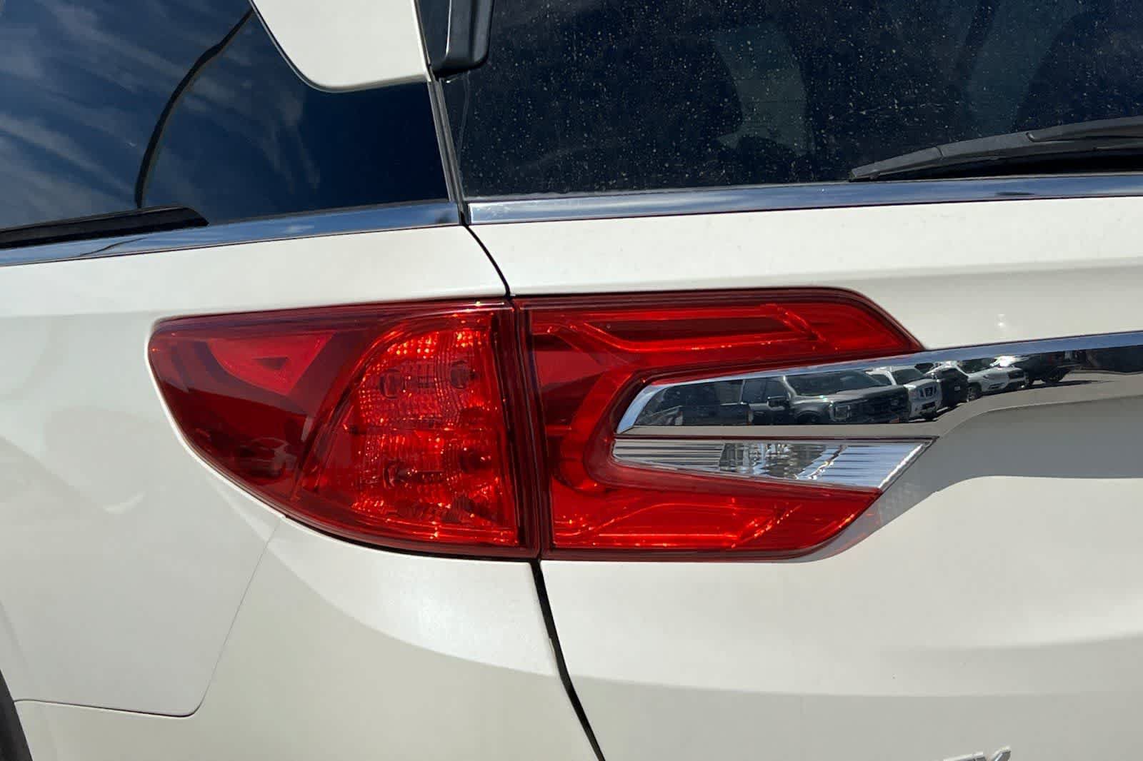 Used 2019 Honda Odyssey EX image 13