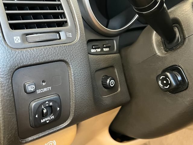 Used 2006 Lexus SC 430 Convertible w/ Preferred Accessory Pkg RWD image 25