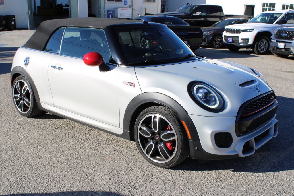 Used 2019 MINI Cooper John Cooper Works w/ Driver Assistance Package image 4