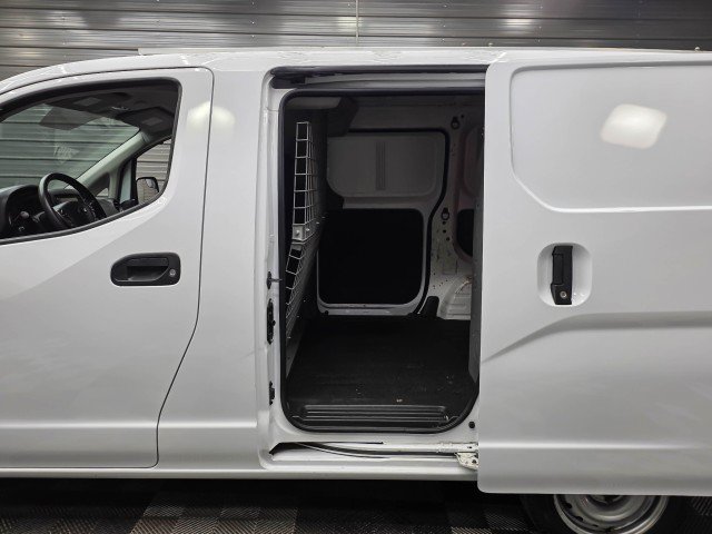 Used 2021 Nissan NV200 S FWD image 11
